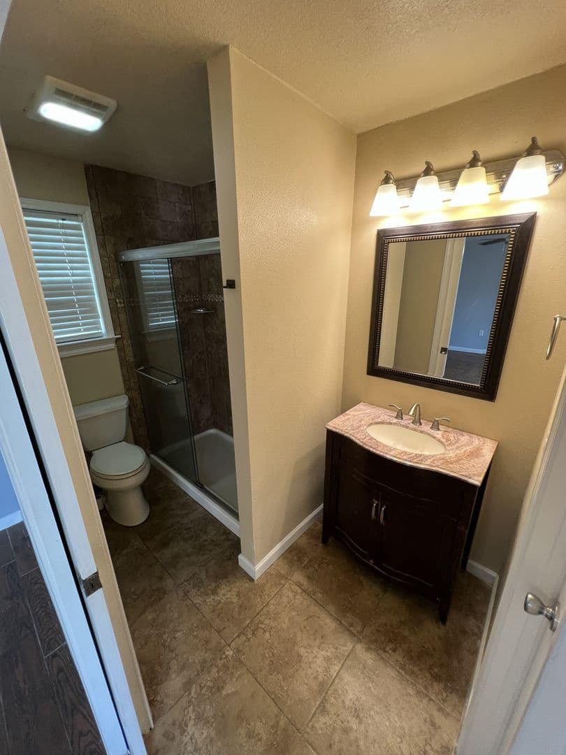 Baton Rouge House: 7516 Vice President Dr.