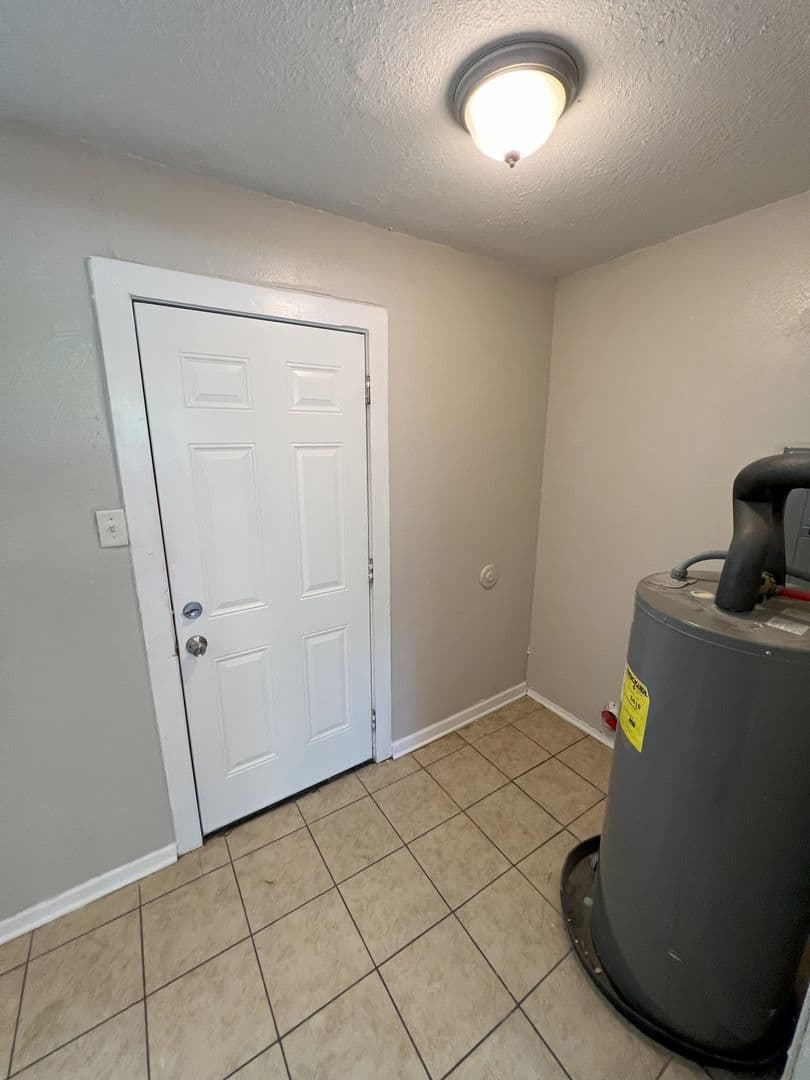 Baton Rouge House: 6132 Pontotoc St