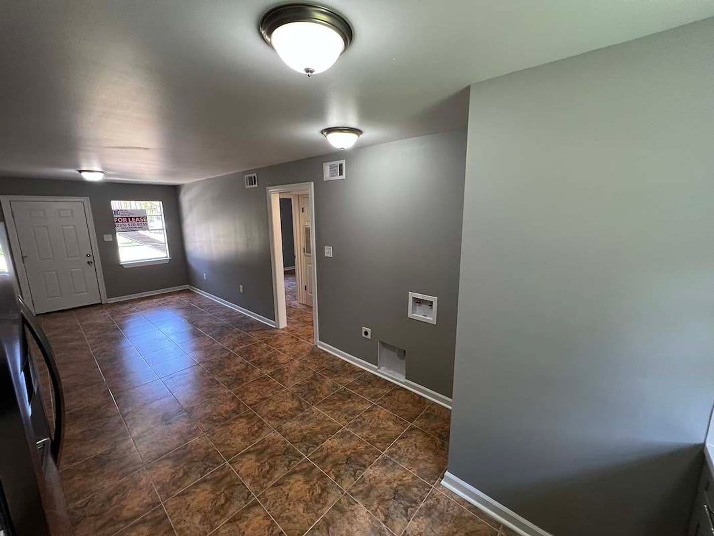 Baker Apartment: 5057 Baker Blvd