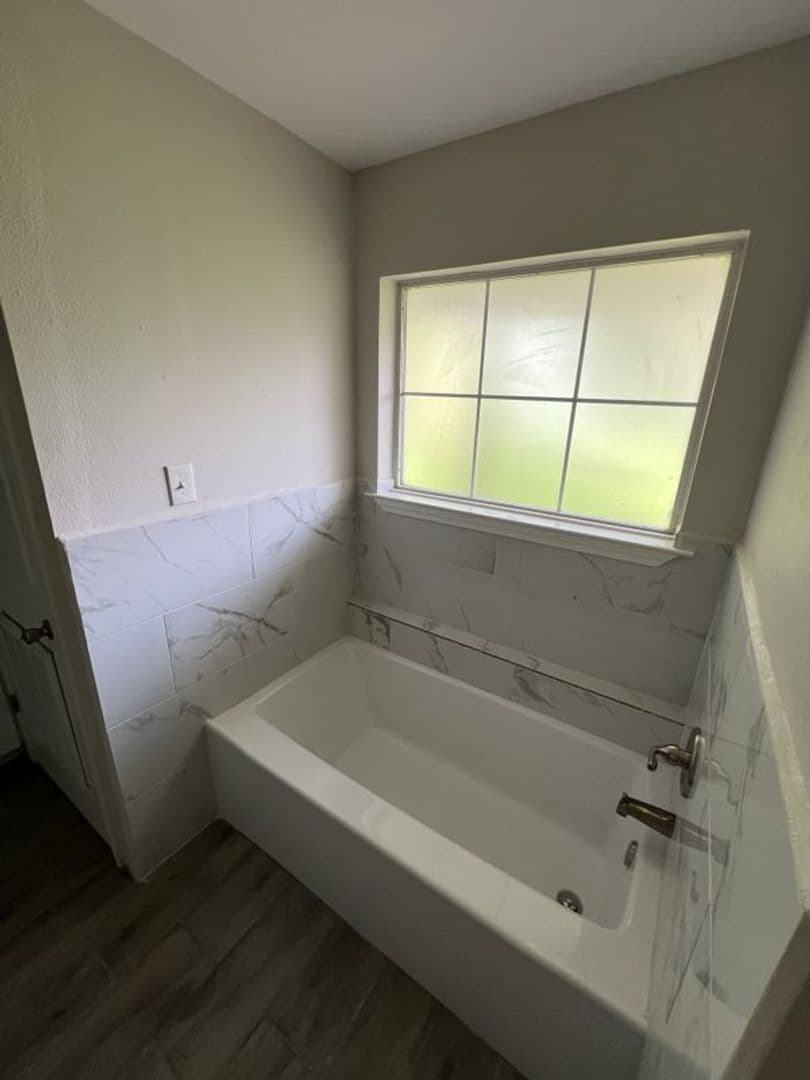Baton Rouge House: 10444 Browning Dr.