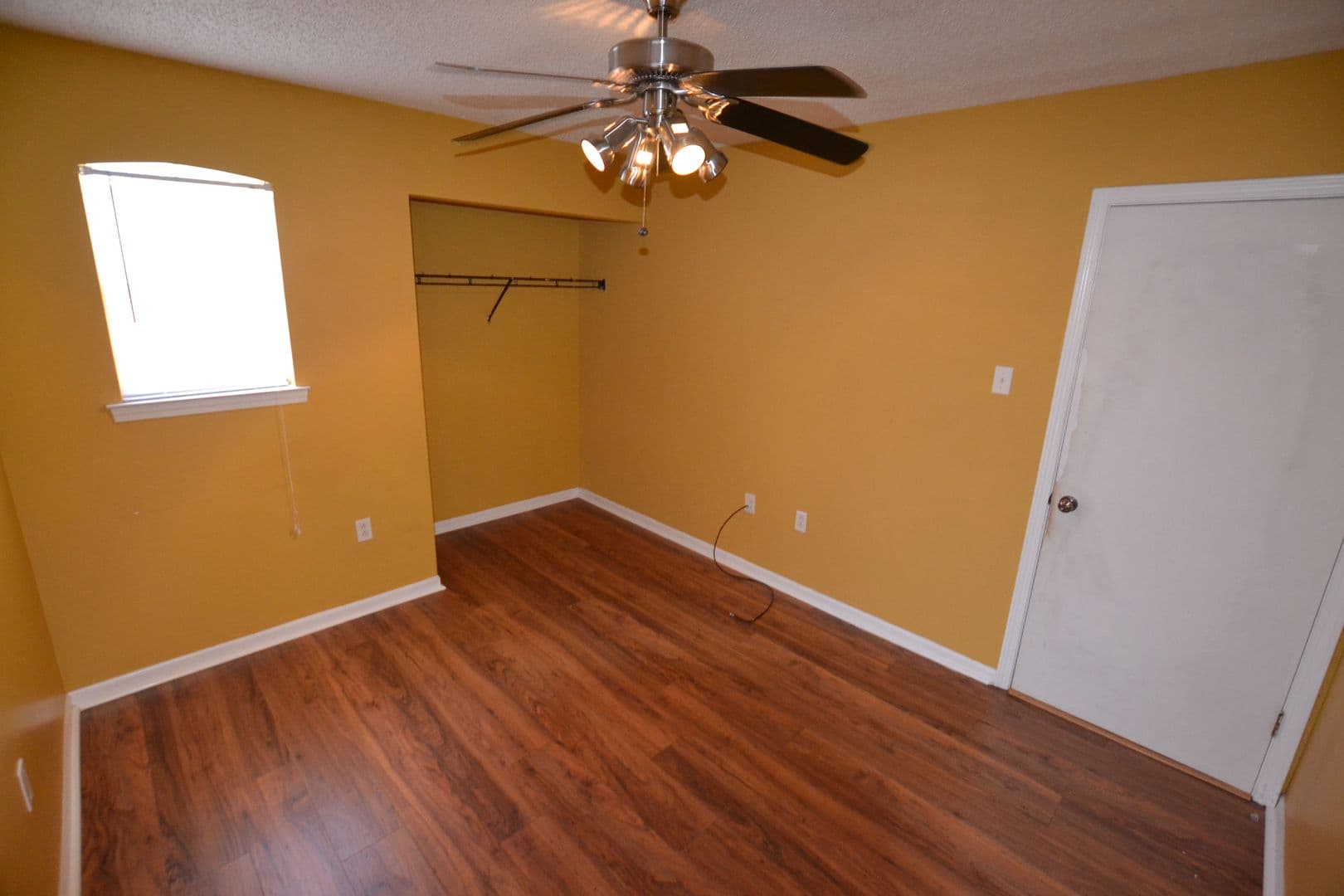 Baton Rouge House: 2136 S Flannery Rd.