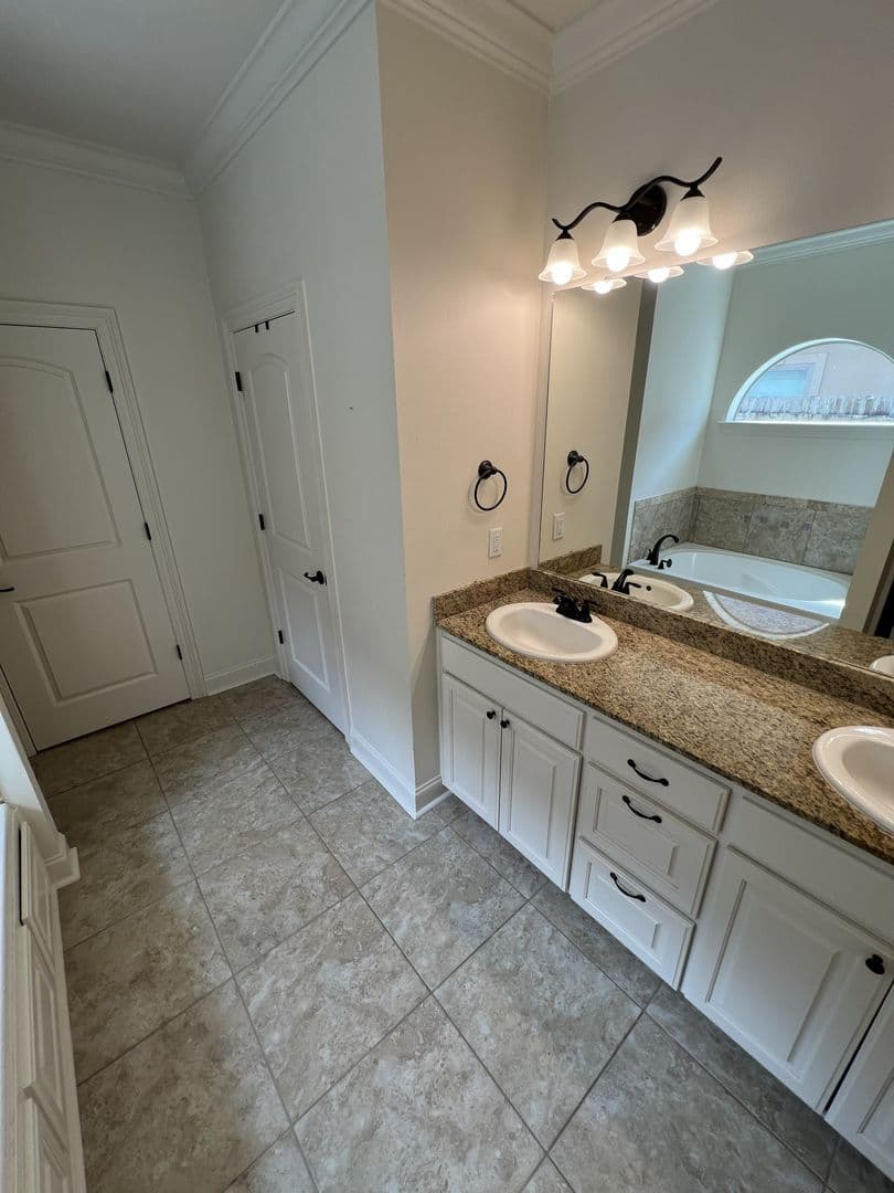 Denham Springs House: 10753 Fenway Lane