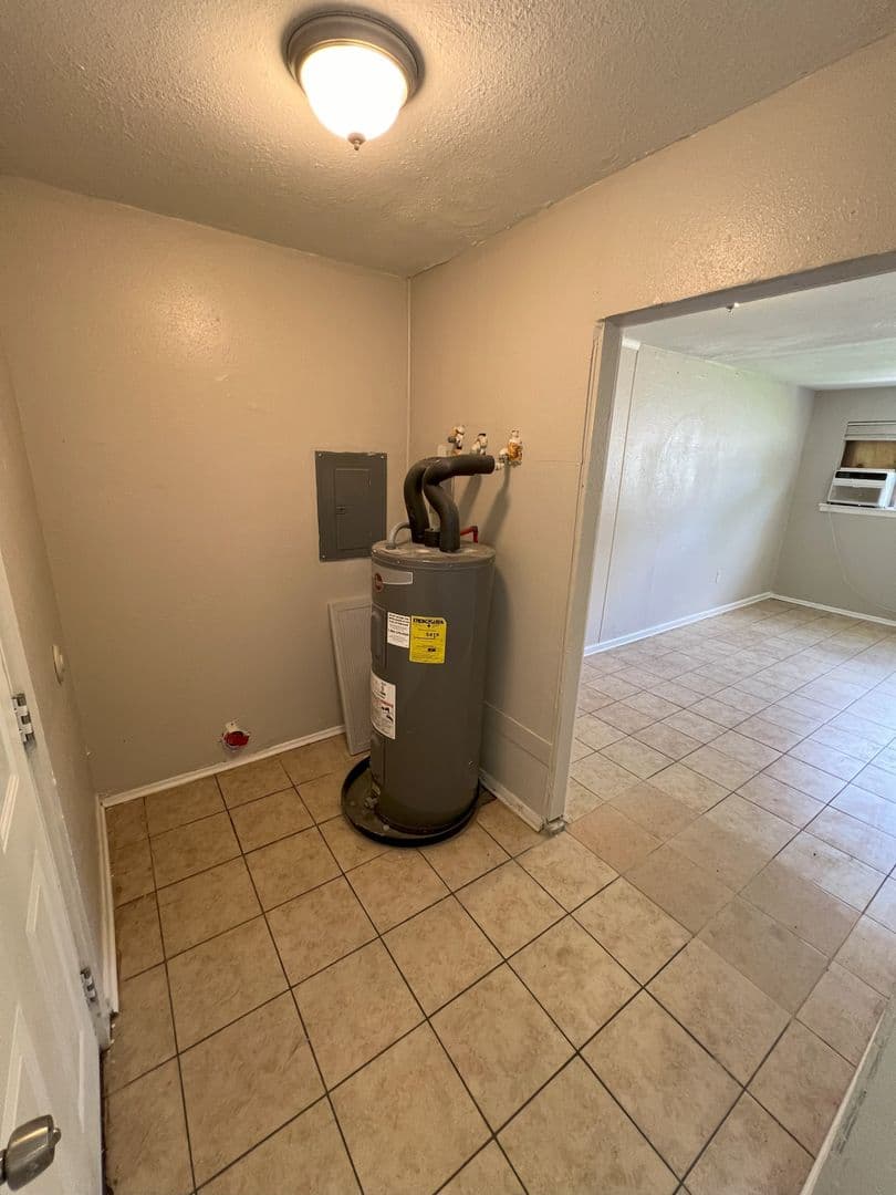 Baton Rouge House: 6132 Pontotoc St