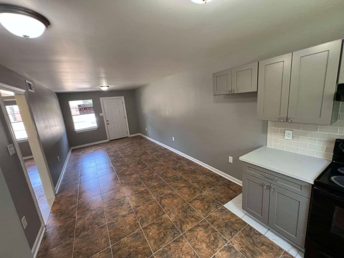 Baker Apartment: 5057 Baker Blvd