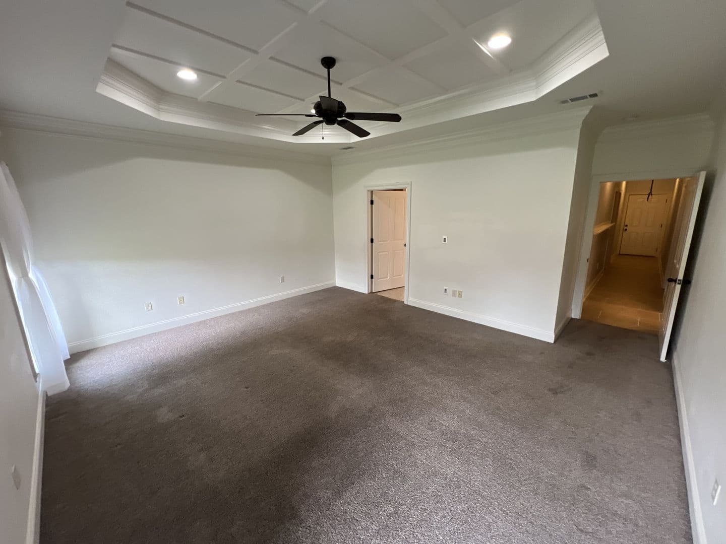 Zachary House: 7335 Oakview Dr.