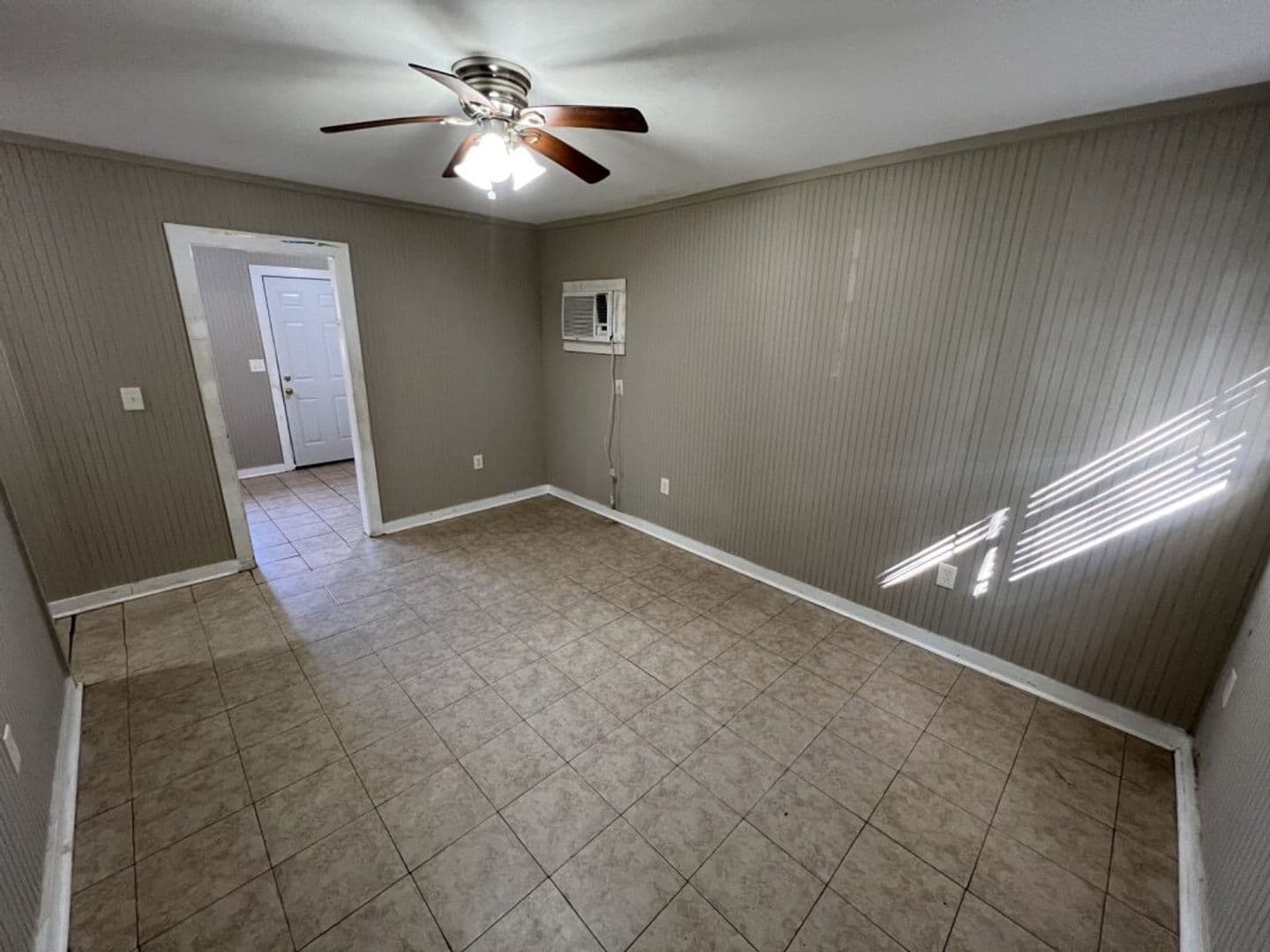 Baton Rouge House: 5863 Denova St