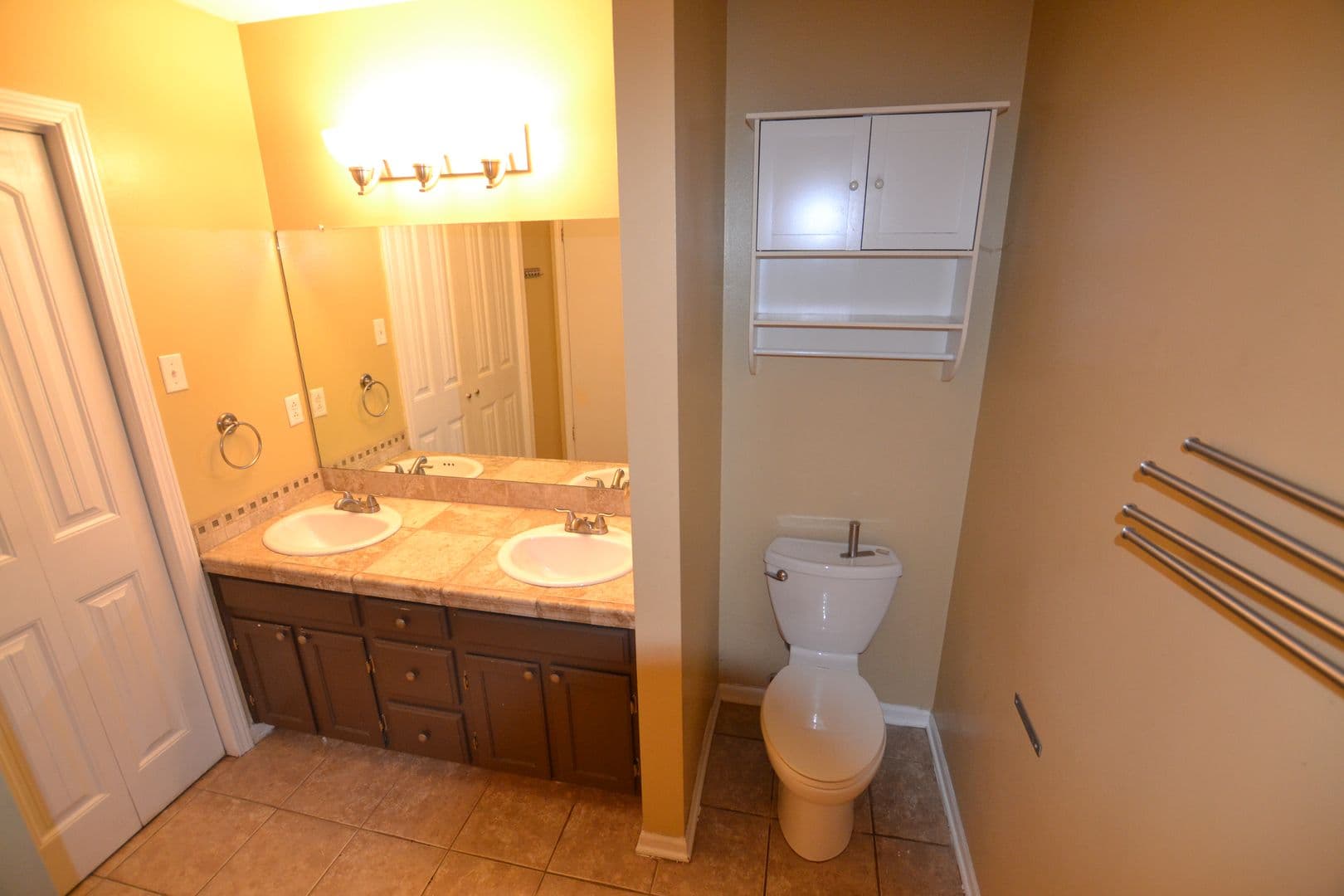 Baton Rouge House: 2136 S Flannery Rd.