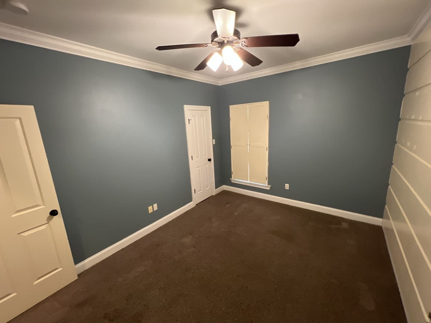 Zachary House: 7335 Oakview Dr.