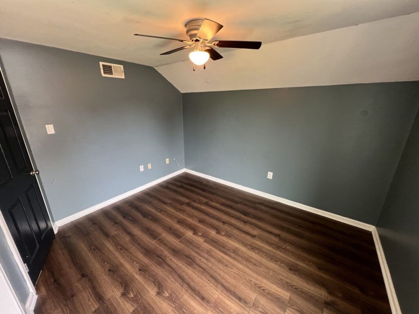 Denham Springs House: 8725 Fairoaks St