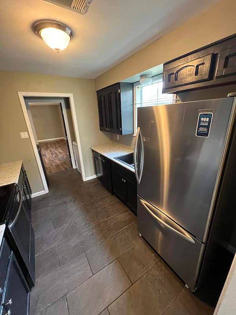 Denham Springs House: 8725 Fairoaks St