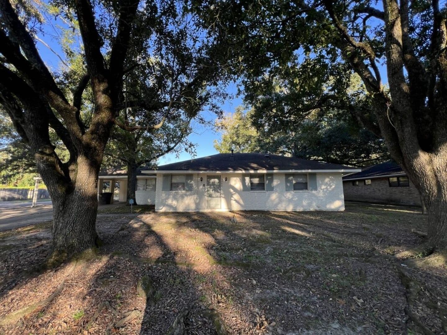 Baton Rouge House: 3280 Crestaire Dr