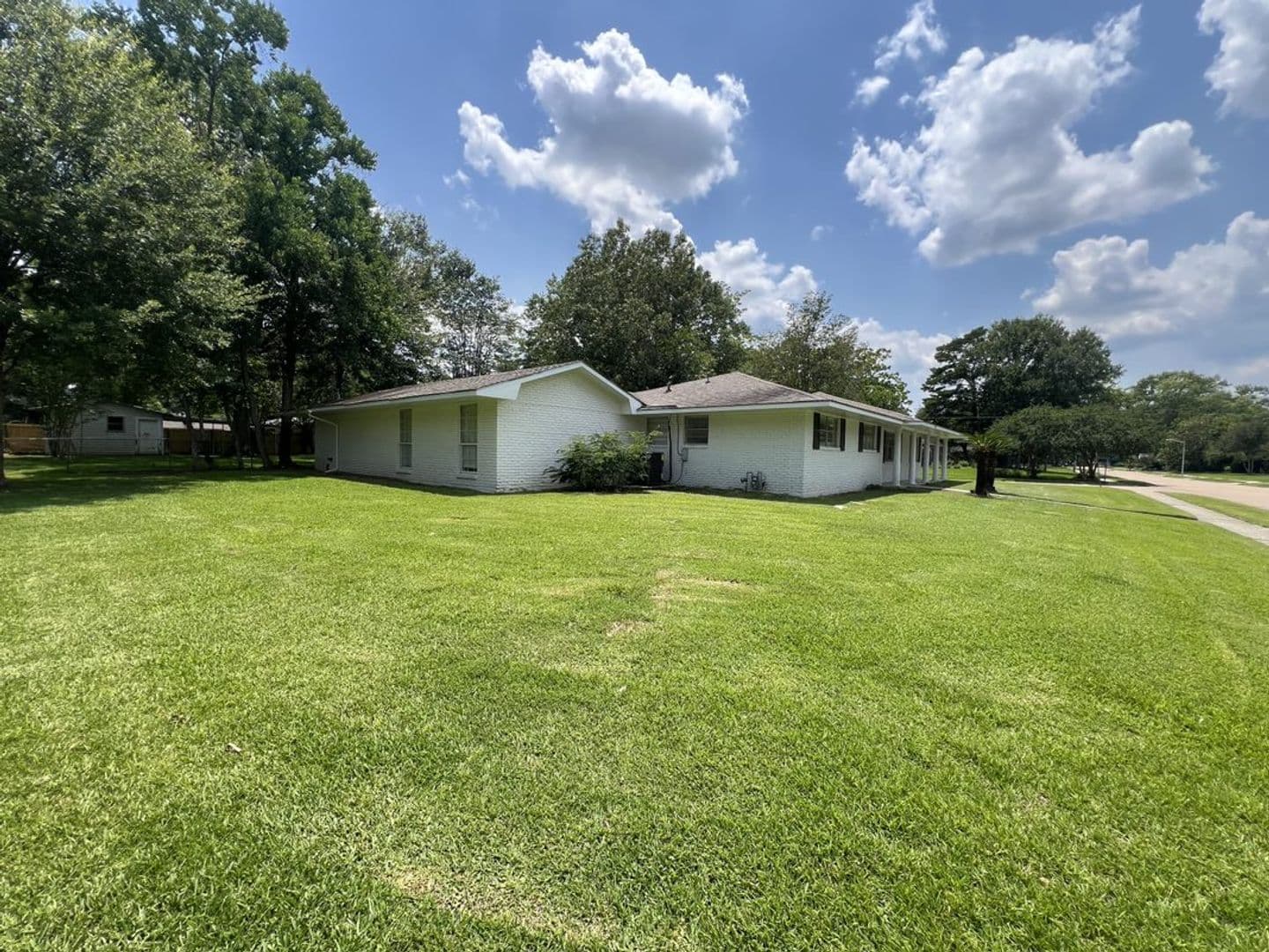 Baton Rouge House: 10444 Browning Dr.