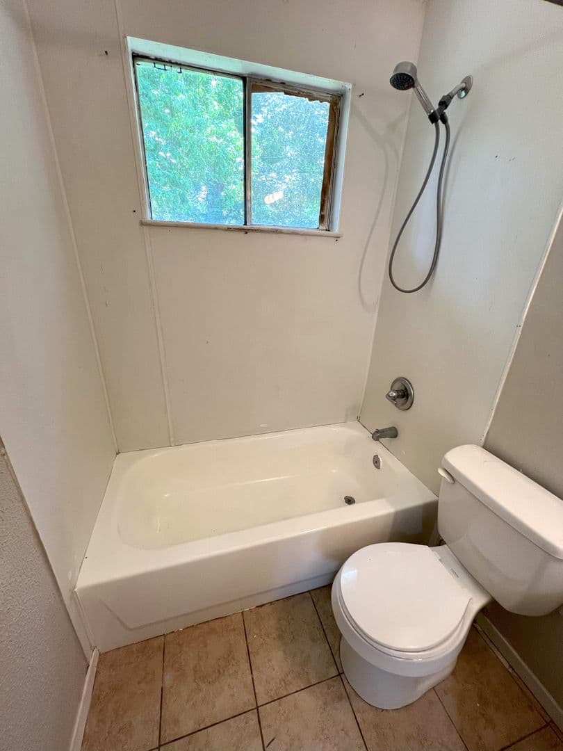 Baton Rouge House: 6132 Pontotoc St