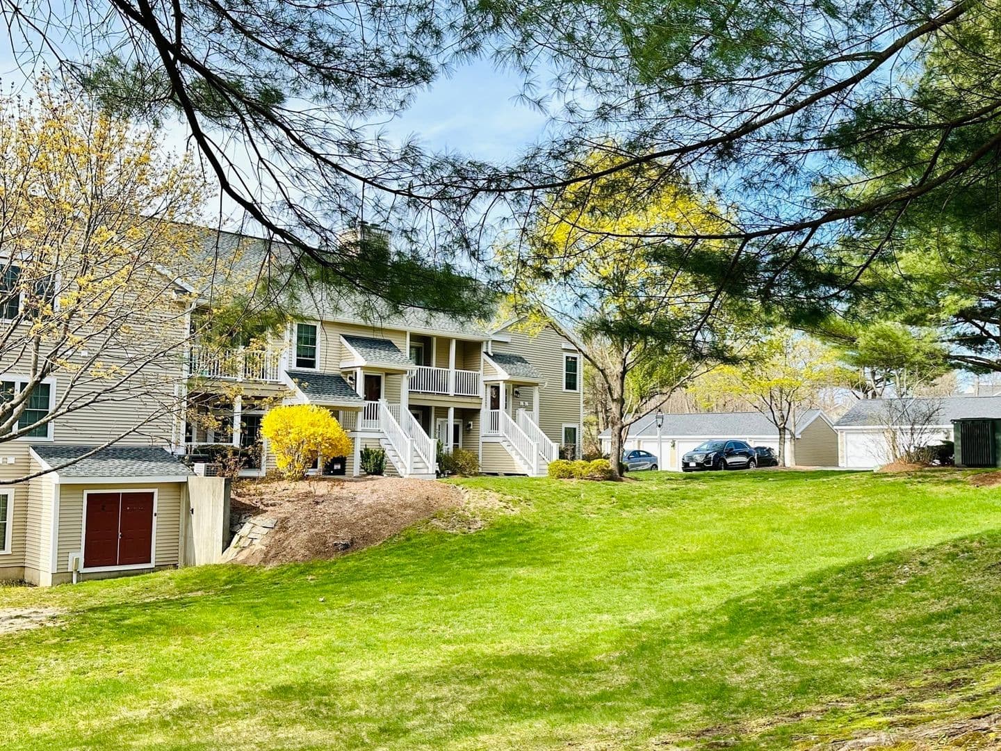 Braintree Condo: 47 Bradford Commons Ln Unit 47