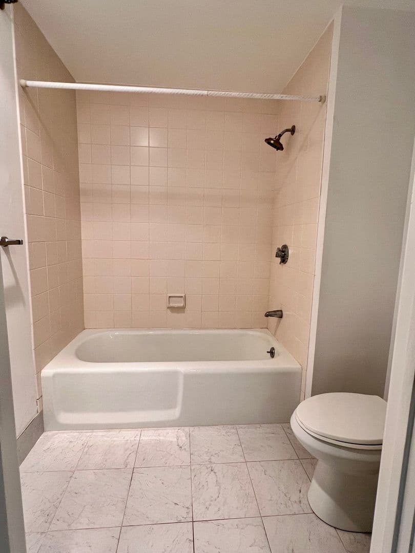 Winthrop Condo: 1 Seal Harbor #413