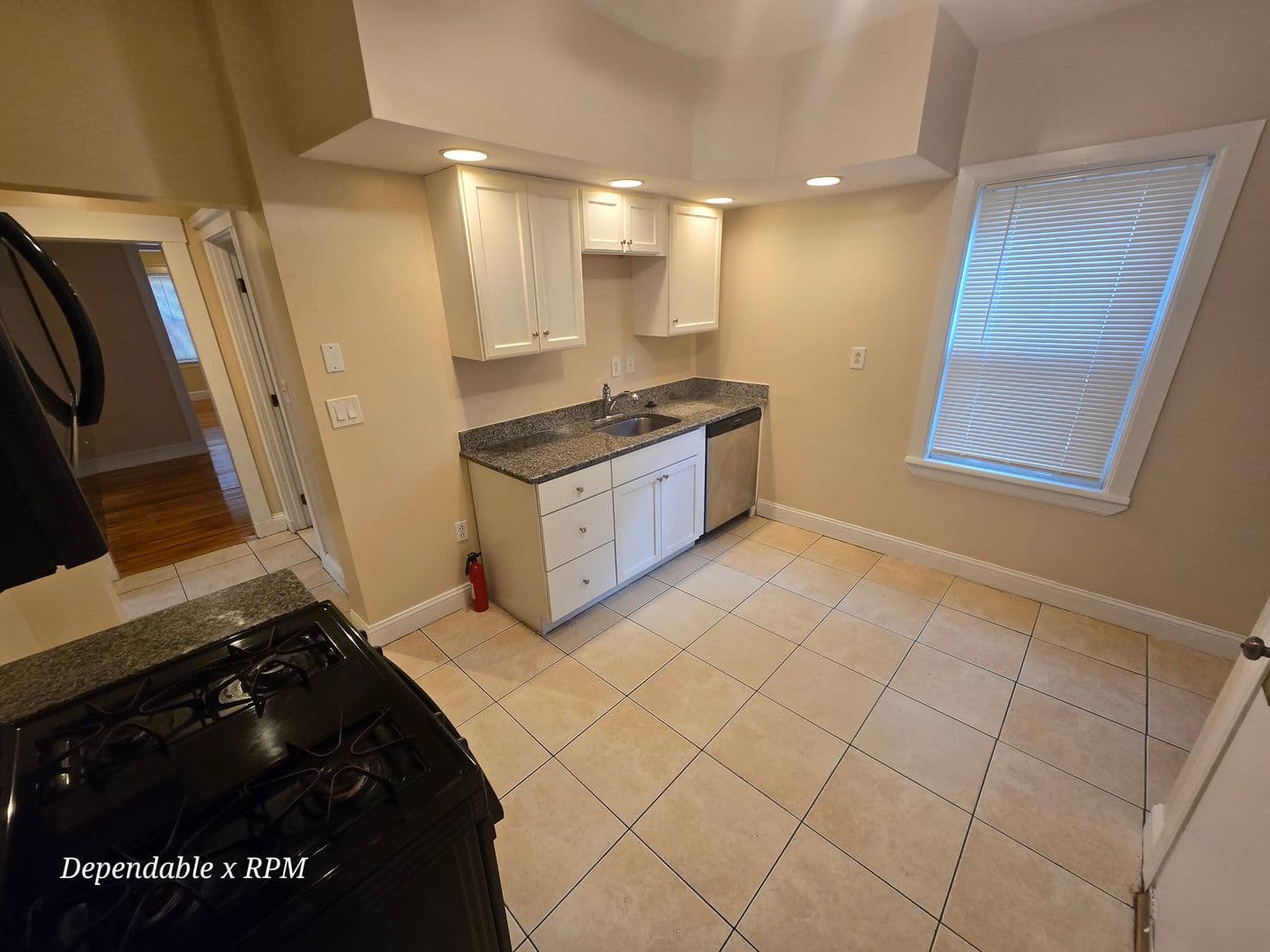 Roslindale Apartment: 3923 Washington Street