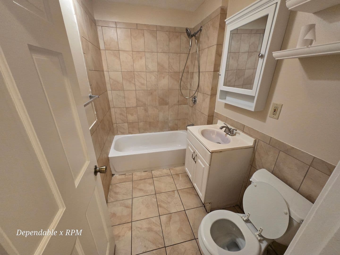 Roslindale Apartment: 3923 Washington Street