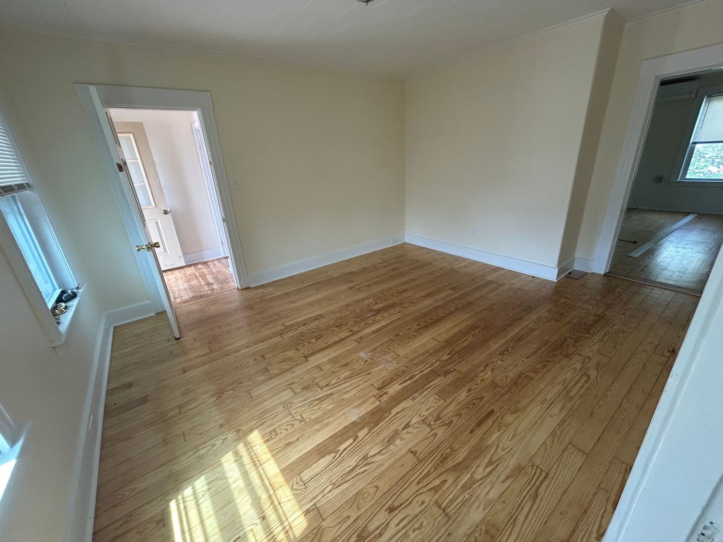 Grafton Apartment: 20 Main St