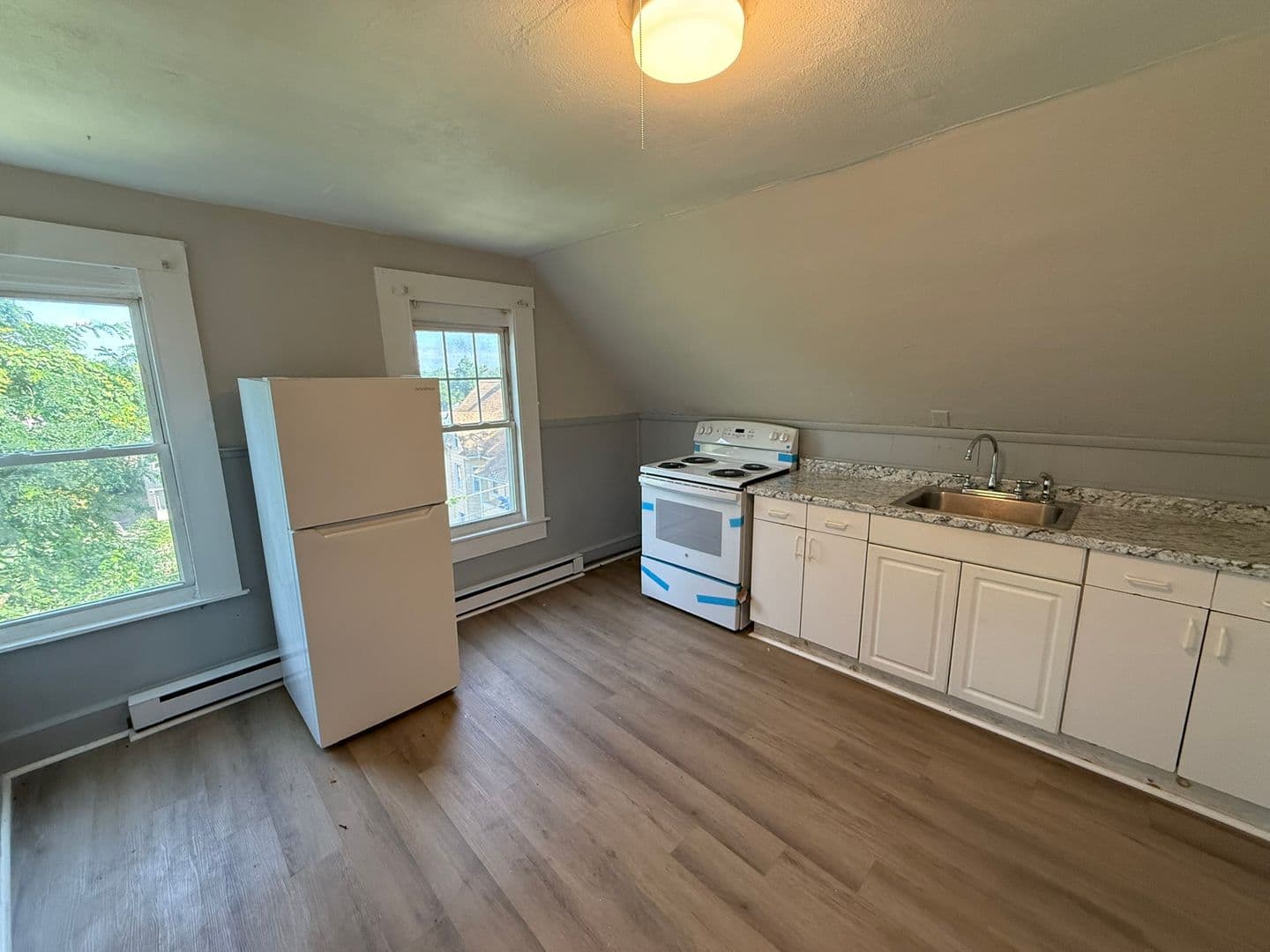 Springfield Apartment: 48-50 Acushnet Ave.