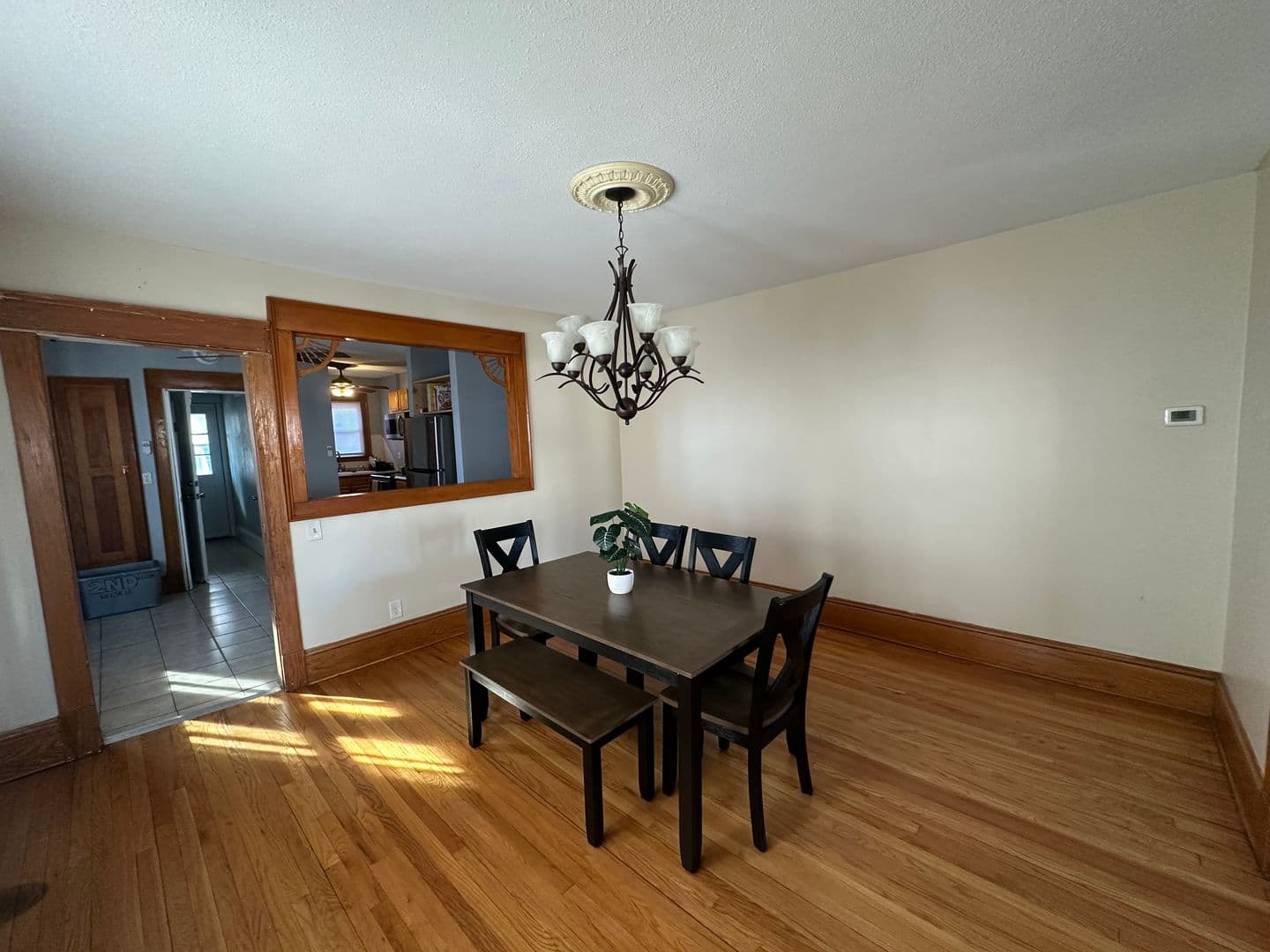 Springfield Apartment: 64-66 Knollwood Street