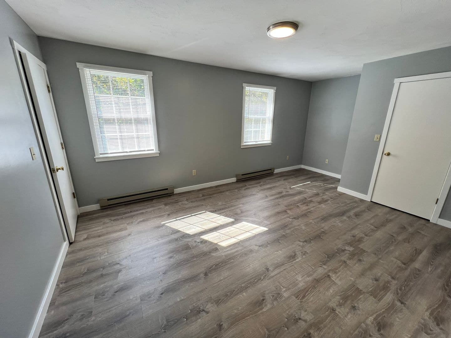 Warren Apartment: 13 Mill St