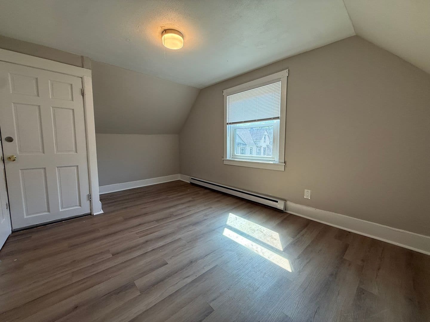 Springfield Apartment: 48-50 Acushnet Ave.