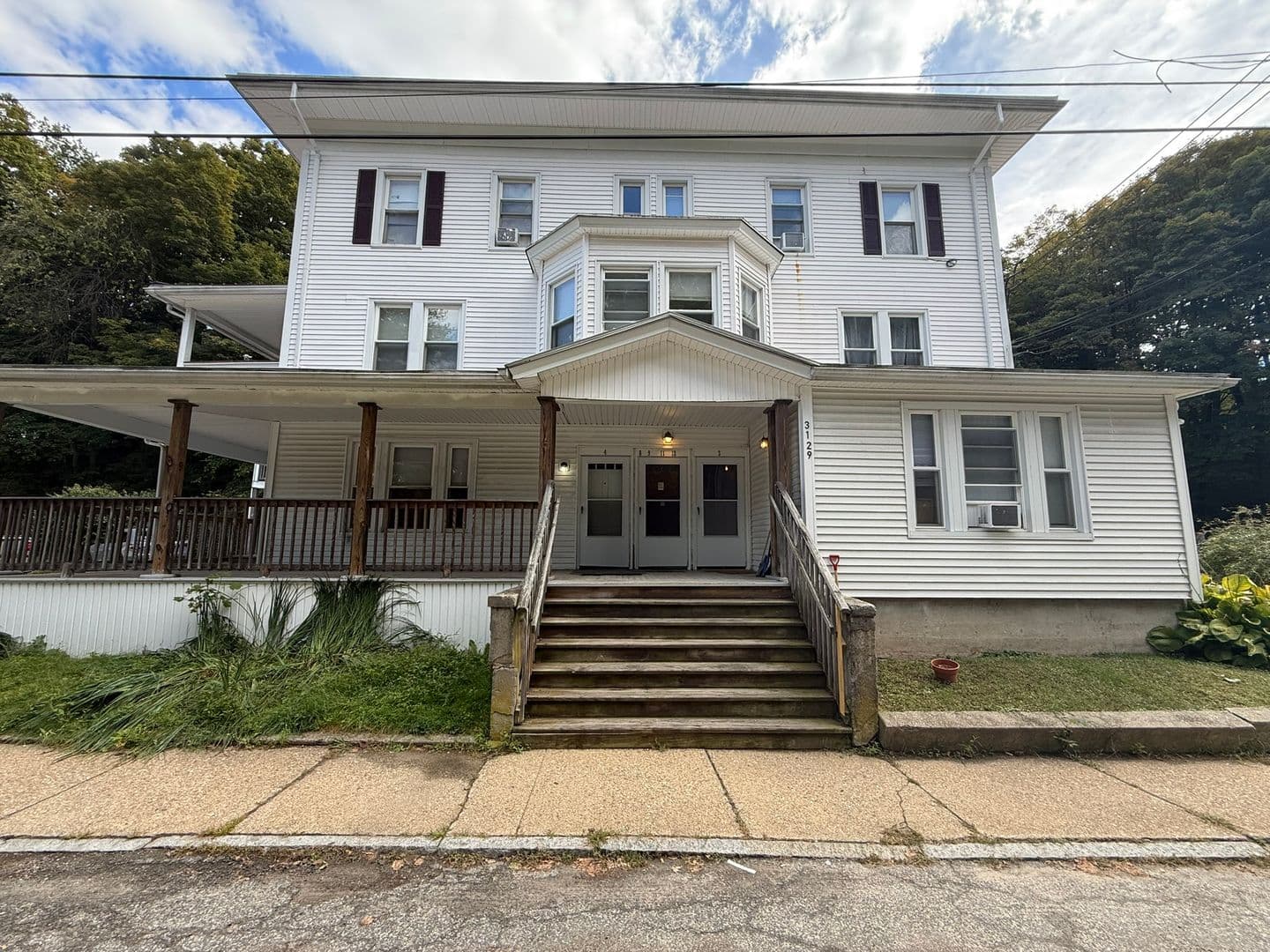 Palmer Apartment: 3129 High St