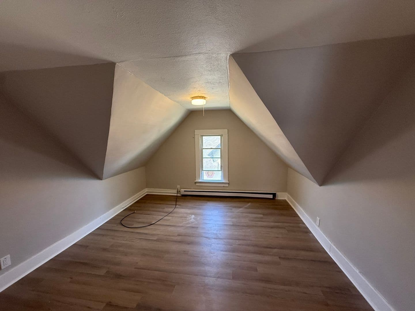 Springfield Apartment: 48-50 Acushnet Ave.