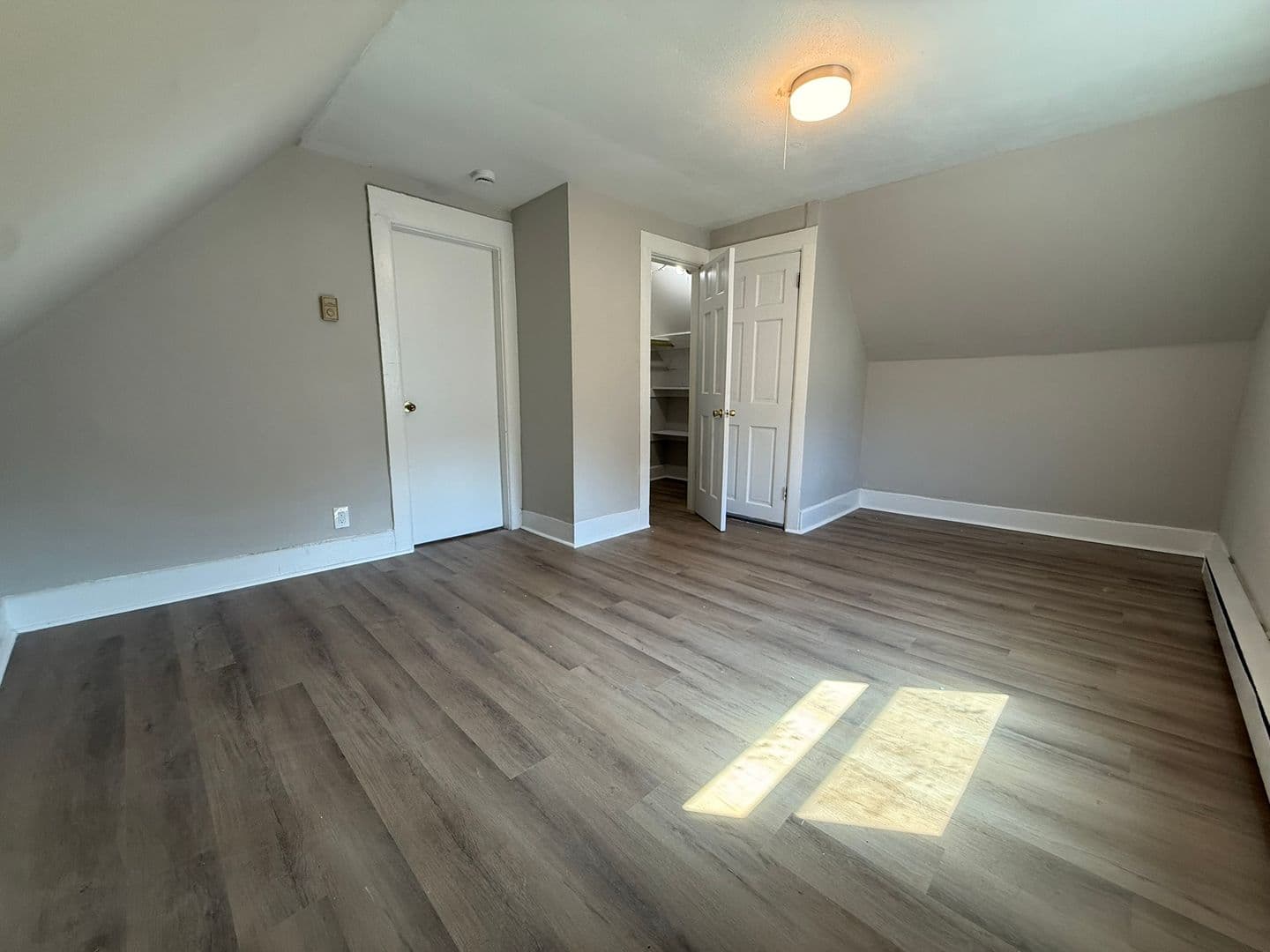 Springfield Apartment: 48-50 Acushnet Ave.