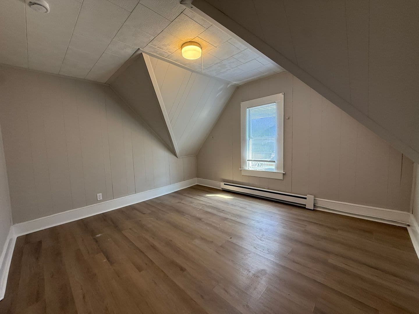Springfield Apartment: 48-50 Acushnet Ave.