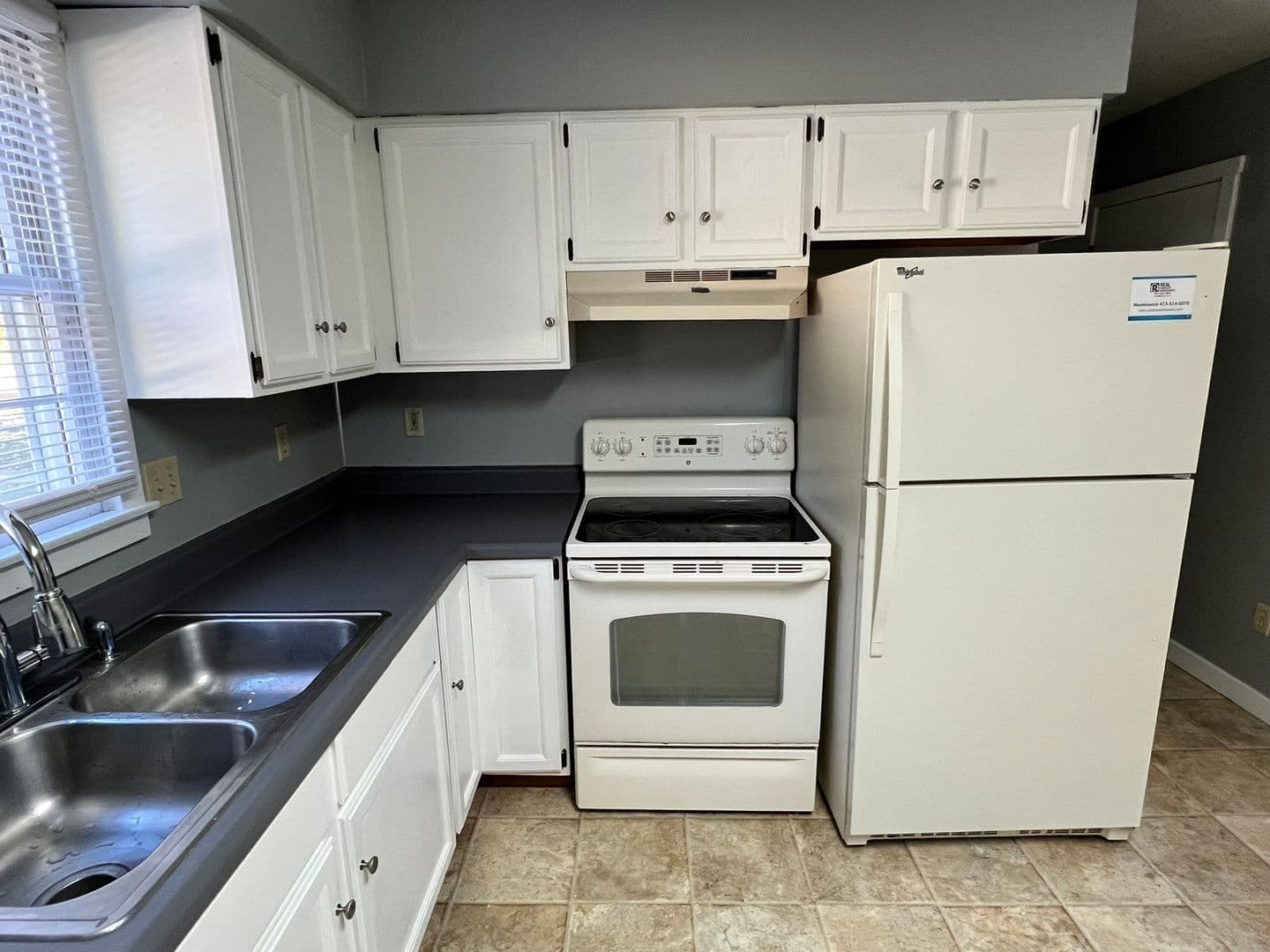 Warren Apartment: 13 Mill St