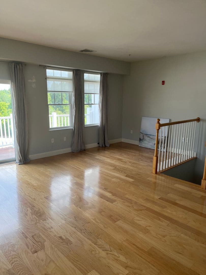 Braintree Condo: 614 Pond St