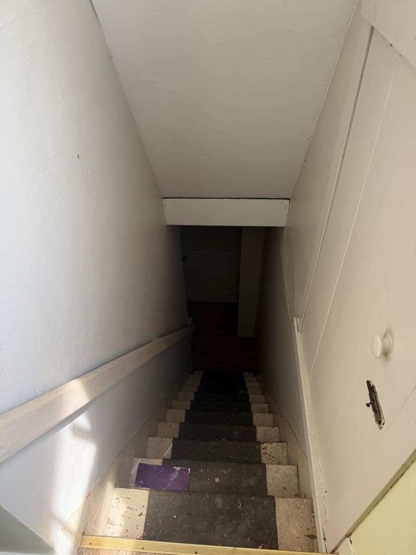 Middleboro House: 31 Oak St, Unit #2