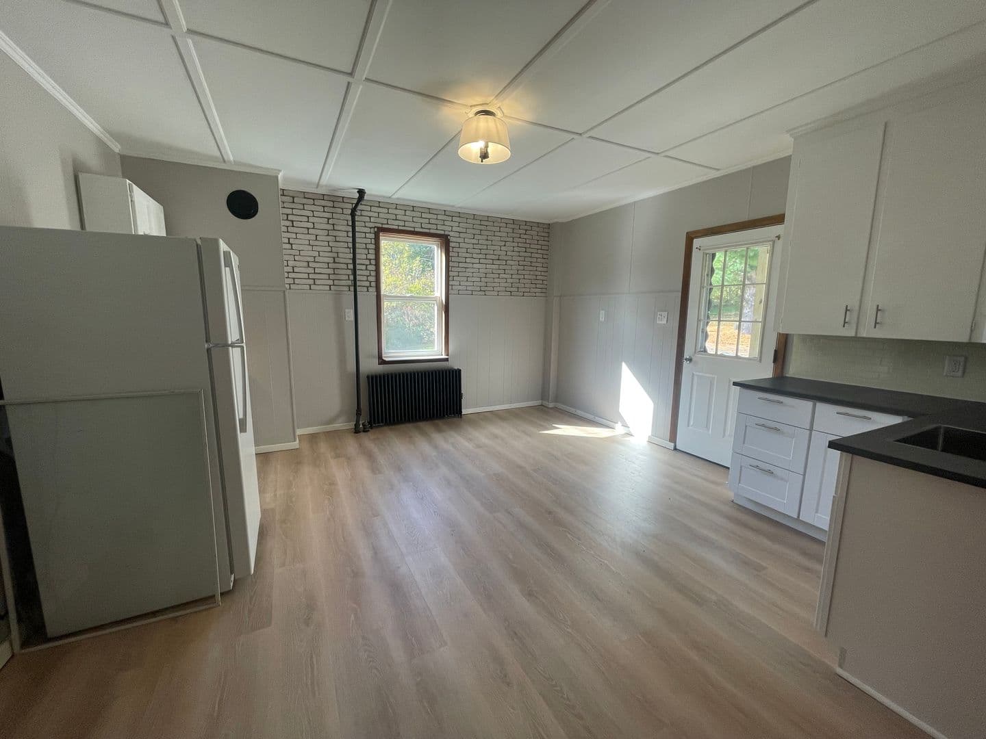 North Adams Apartment: 1051 Massachusetts Ave