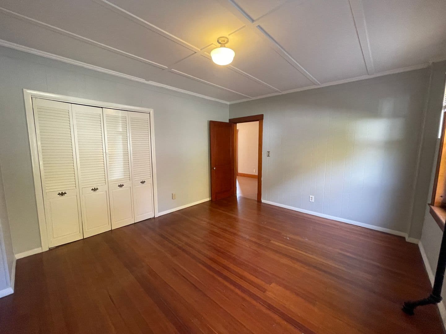 North Adams Apartment: 1051 Massachusetts Ave