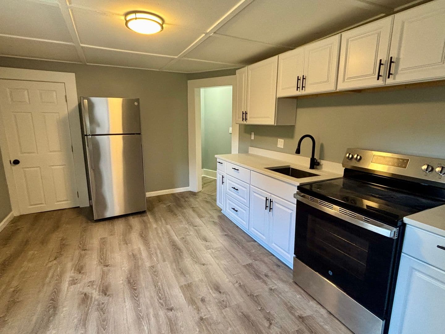 Pittsfield Apartment: 1-2 Monteleone Place
