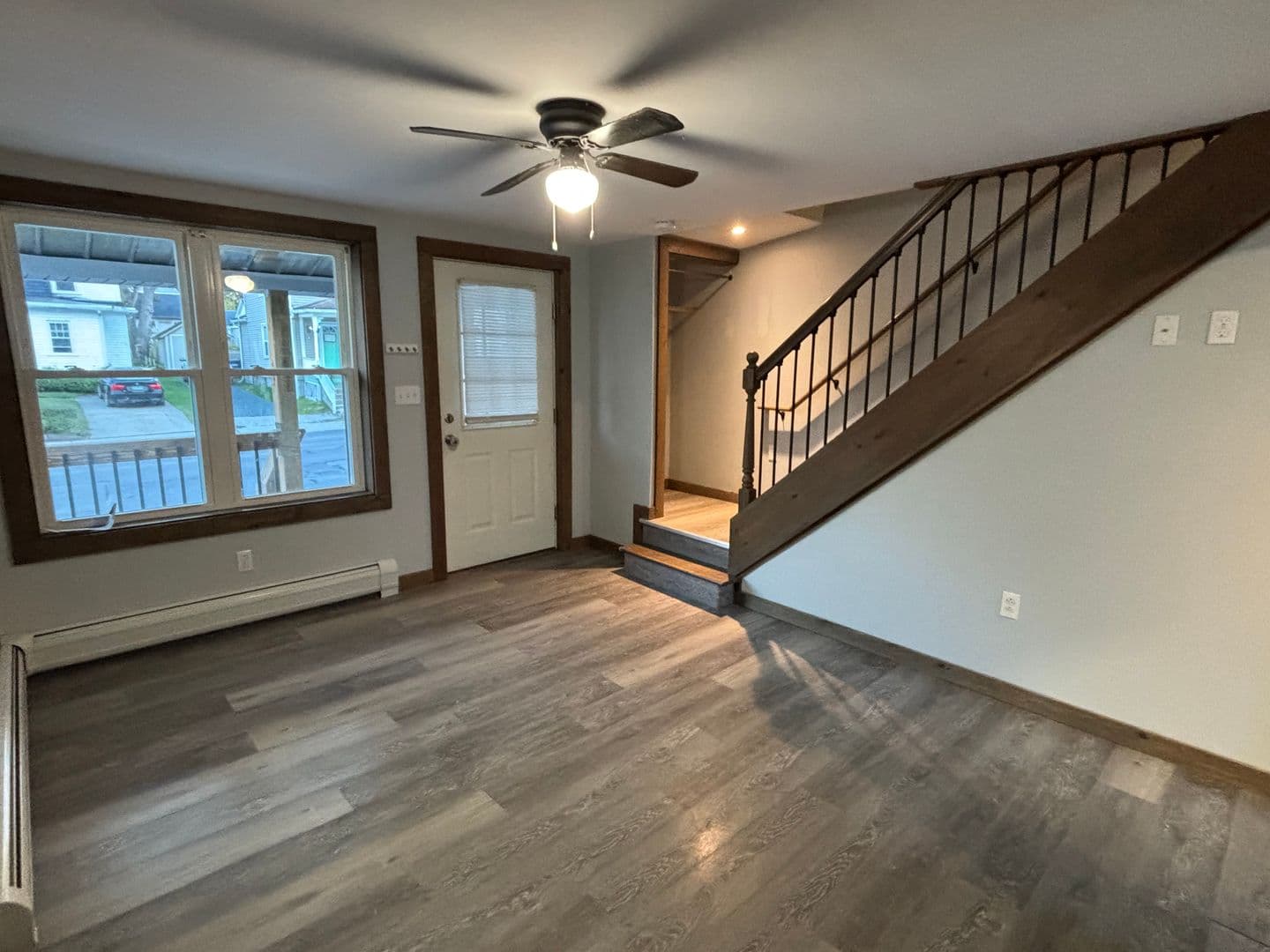 Adams Apartment: 16-18 N Summer Street - 18-3