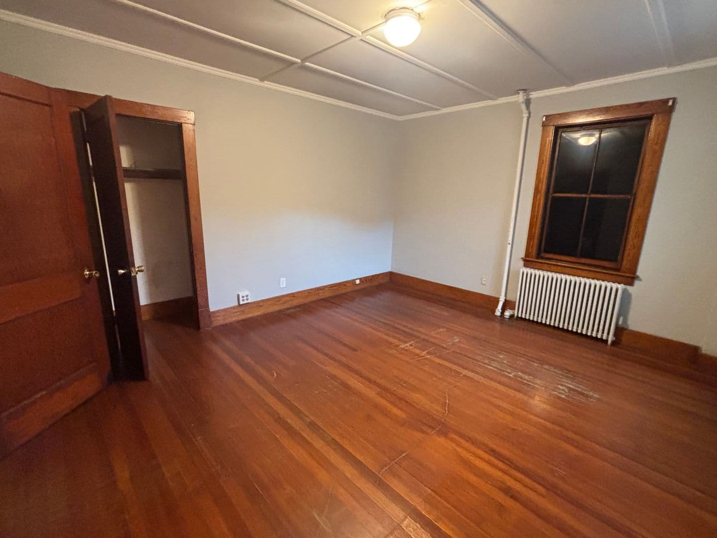North Adams Apartment: 1051 Massachusetts Ave