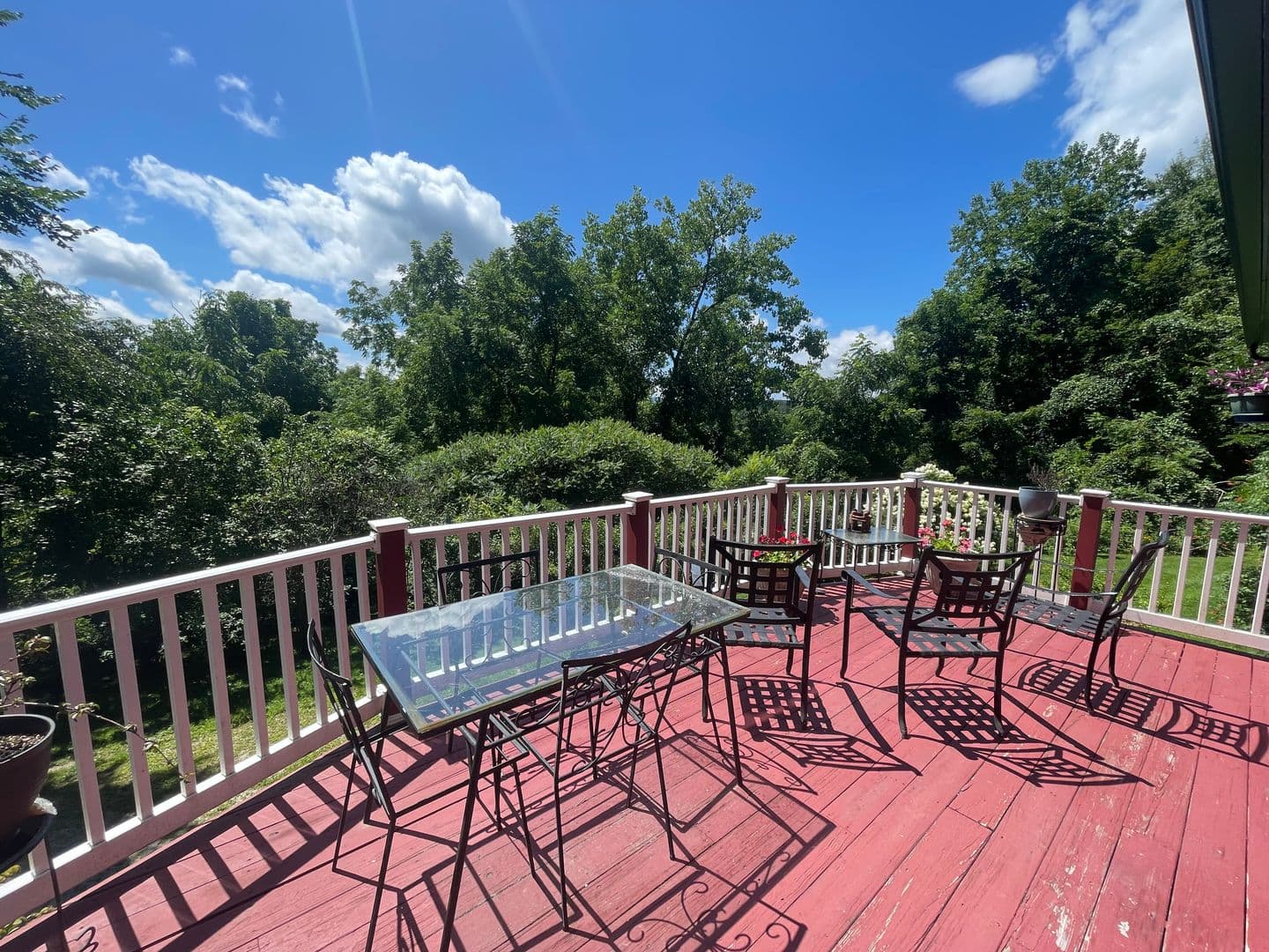 Great Barrington Apartment: 182 Division Street - 2