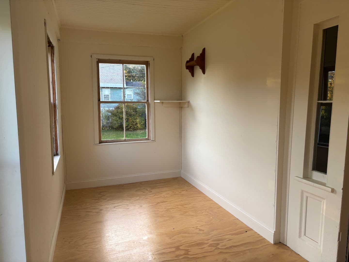 North Adams Apartment: 1051 Massachusetts Ave