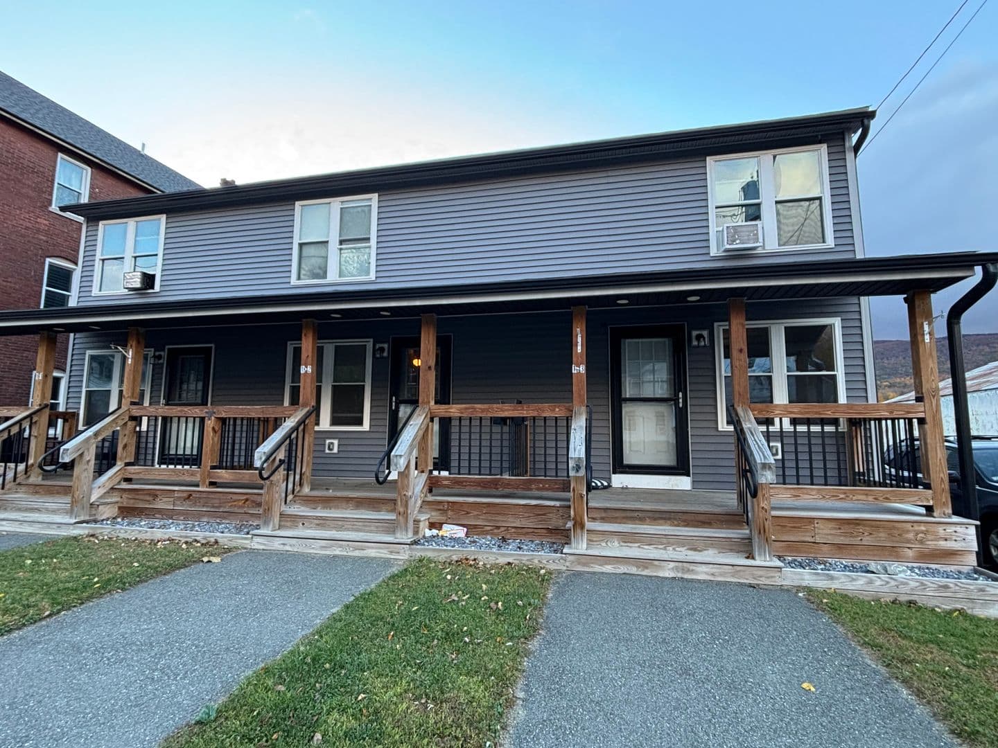 Adams Apartment: 16-18 N Summer Street - 18-3