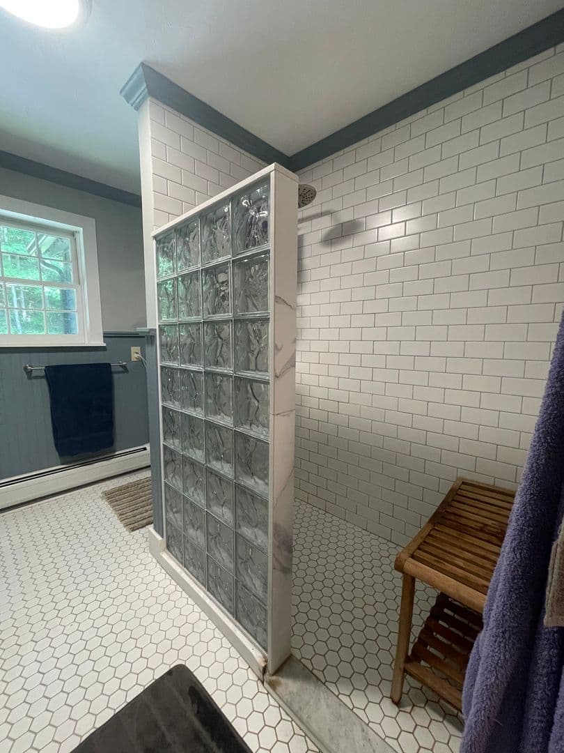 Great Barrington Apartment: 182 Division Street - 2