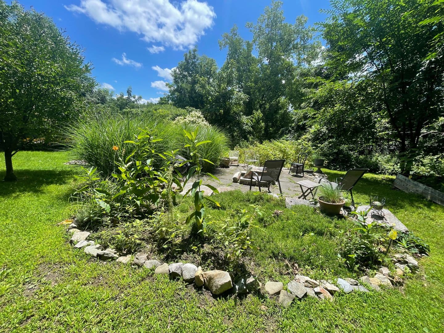 Great Barrington Apartment: 182 Division Street - 2
