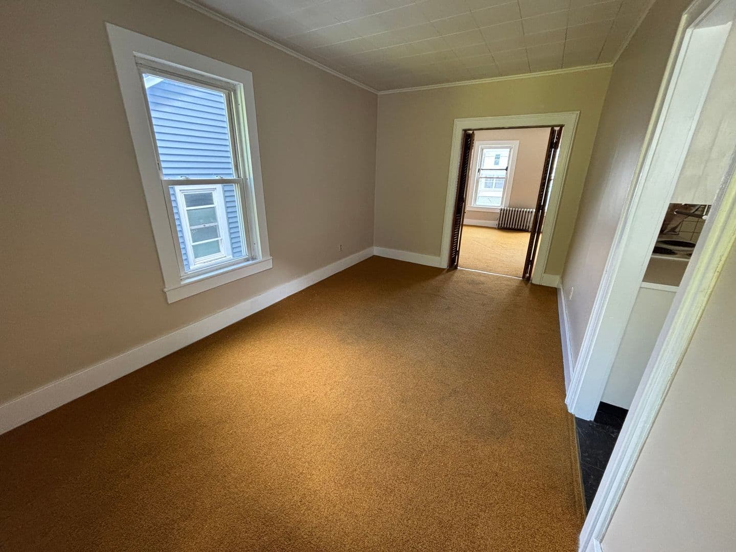 Adams Apartment: 105 Friend Street - B