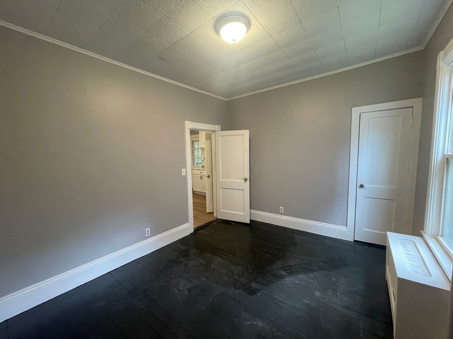 North Adams Apartment: 230-232 Houghton Street