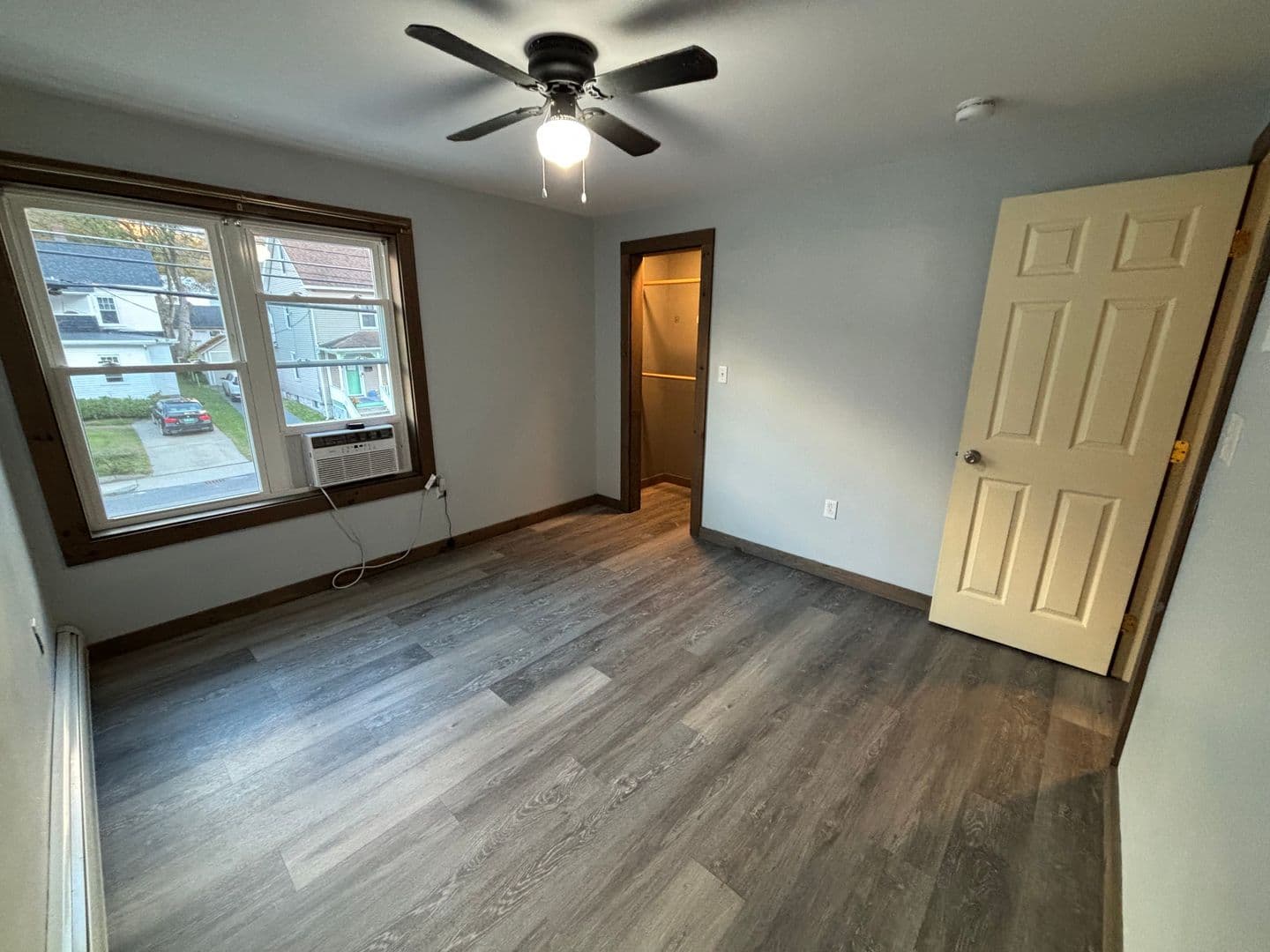 Adams Apartment: 16-18 N Summer Street - 18-3
