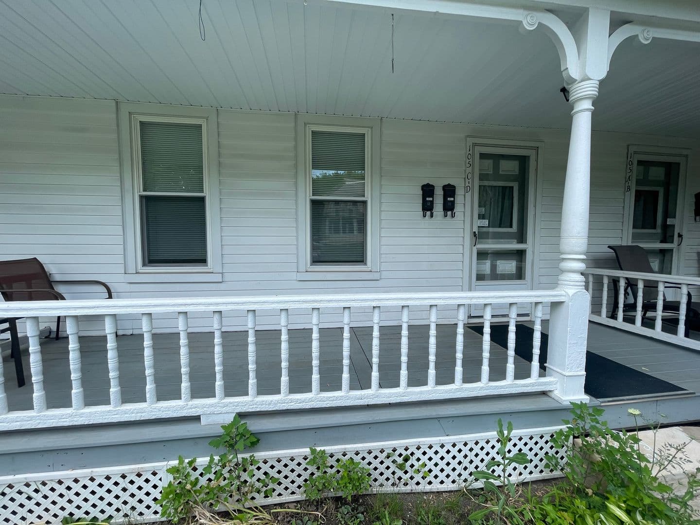 Adams Apartment: 105 Friend Street - B