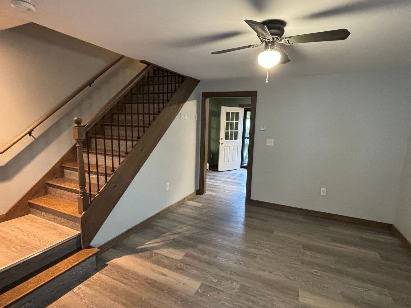 Adams Apartment: 16-18 N Summer Street - 18-3