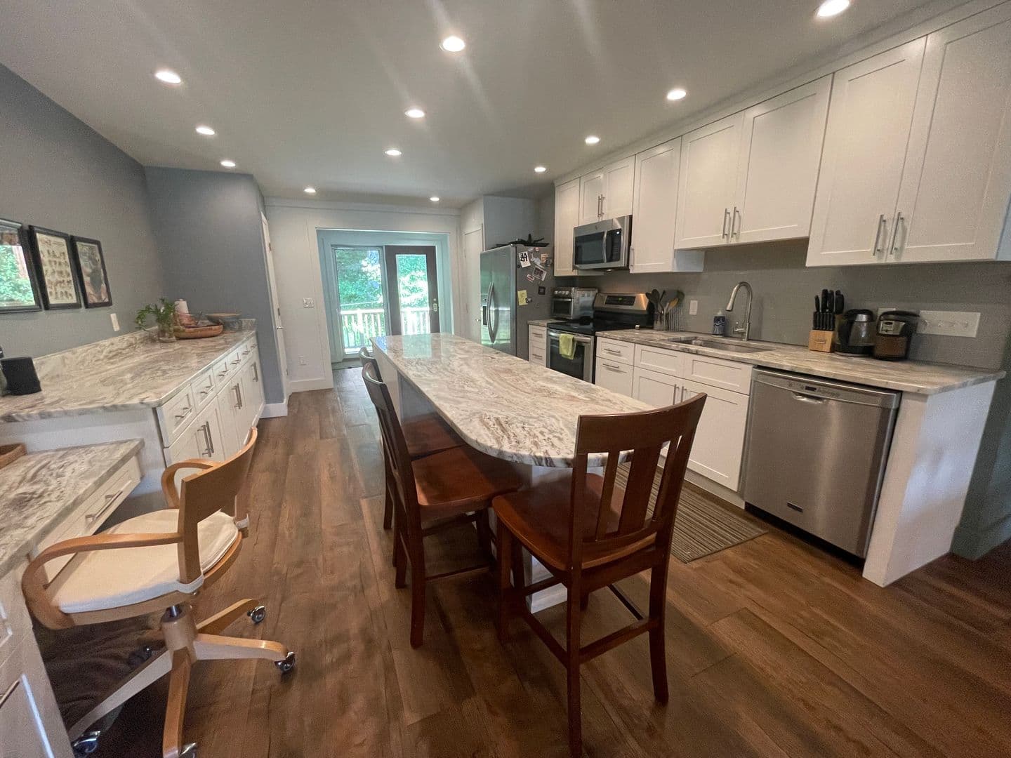 Great Barrington Apartment: 182 Division Street - 2