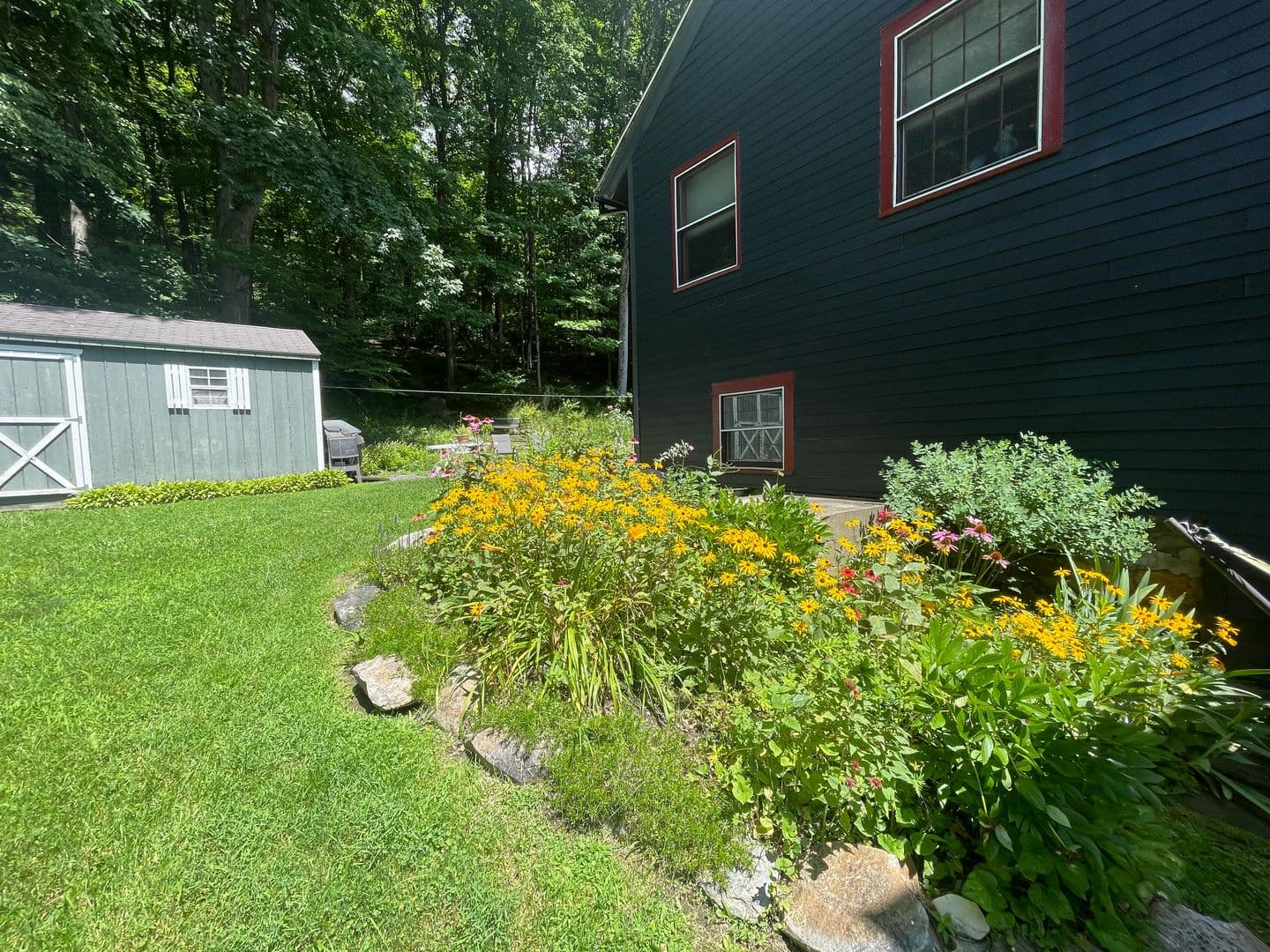 Great Barrington Apartment: 182 Division Street - 2